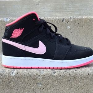 [2020] Air Jordan 1 Mid GS 'Black Digital Pink